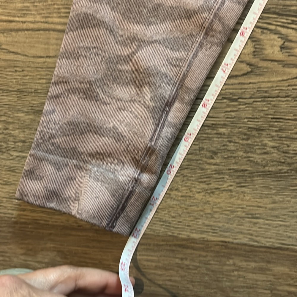 Gymshark size XS leggings - Picture 3 of 8